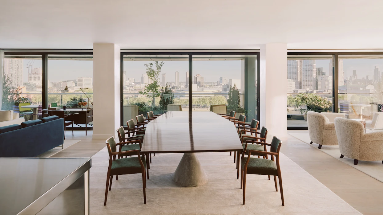 River Loft kitchen at 180 The Thames