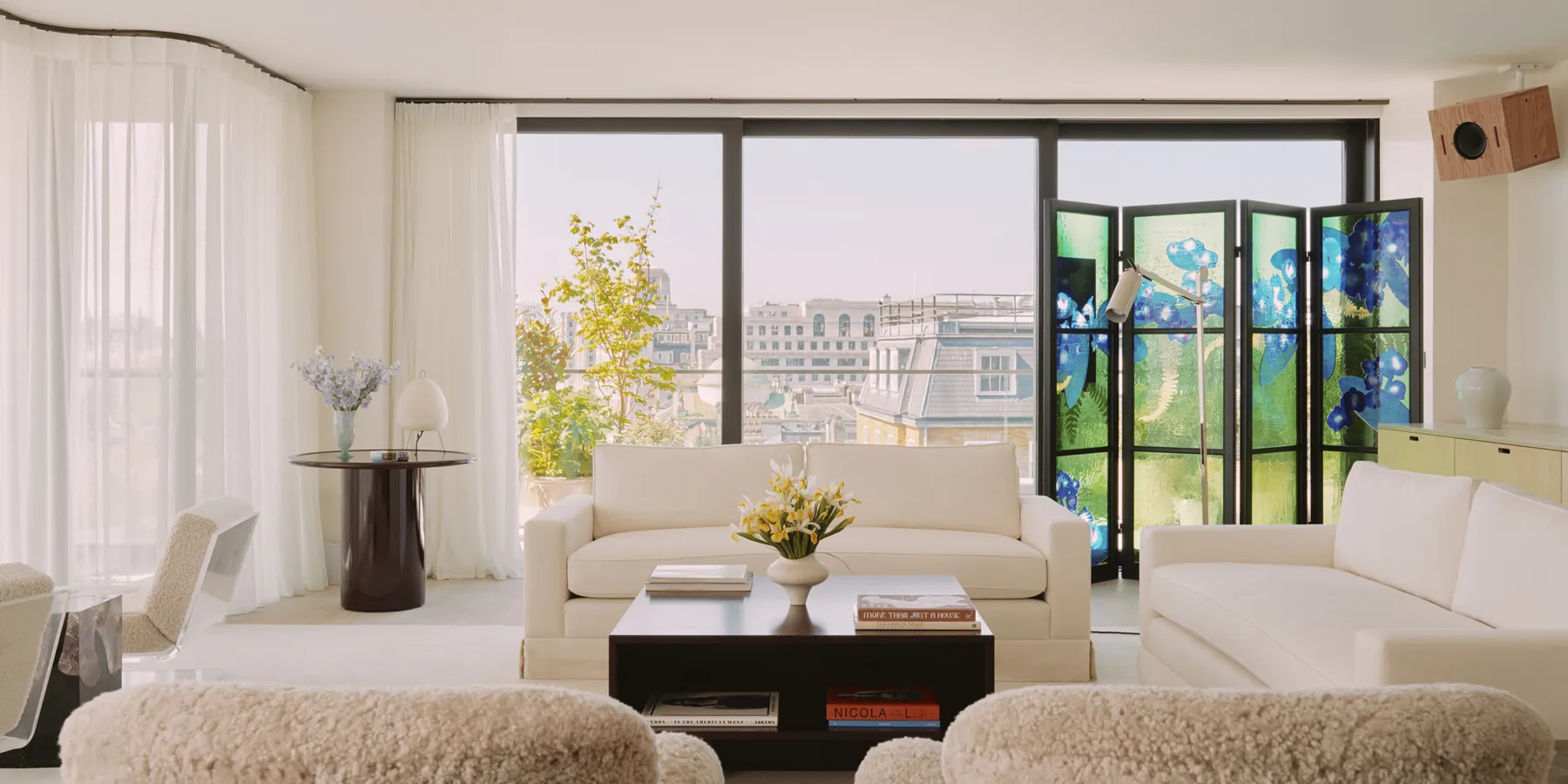 River Lofts at 180 The Thames with views across central London